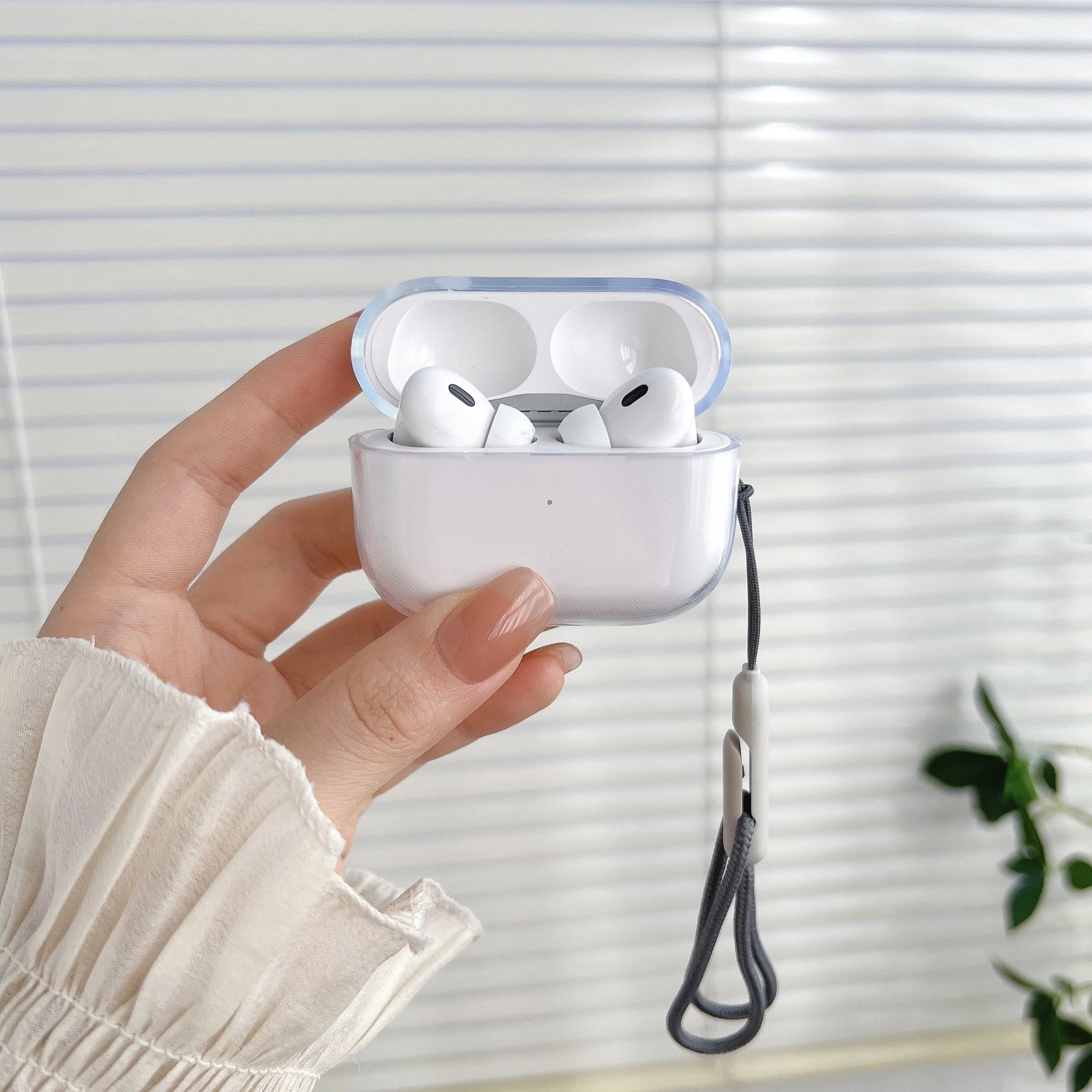 Clear Soft TPU Earphone Case for Airpods 4 3 2 1 Pro Pro2 Pro 3 Shockproof with Lanyard Strap for Airpods 4 Charging Case Cover